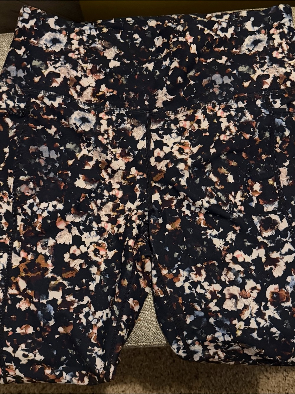 Women Black Floral Active Leggings